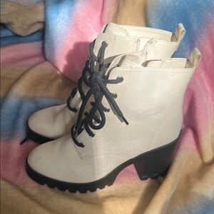 BP Cream Lace-Up Boots with Black Accents